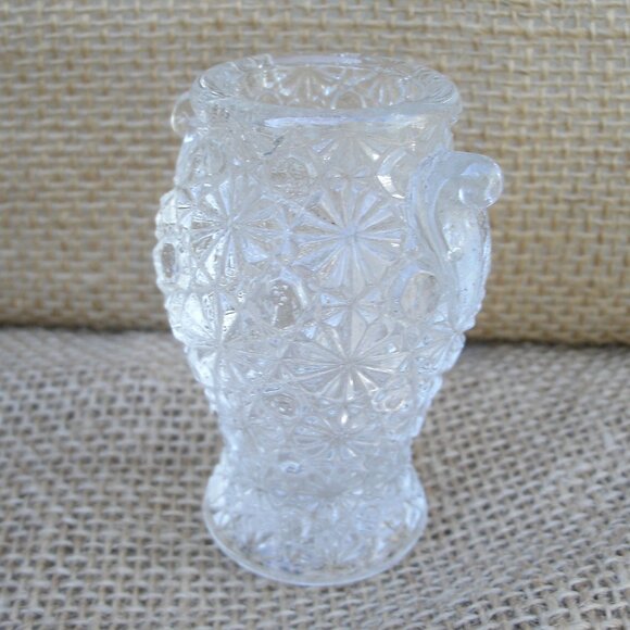 Vintage LE Smith Glass Button & Daisy Toothpick Holder - Picture 4 of 15